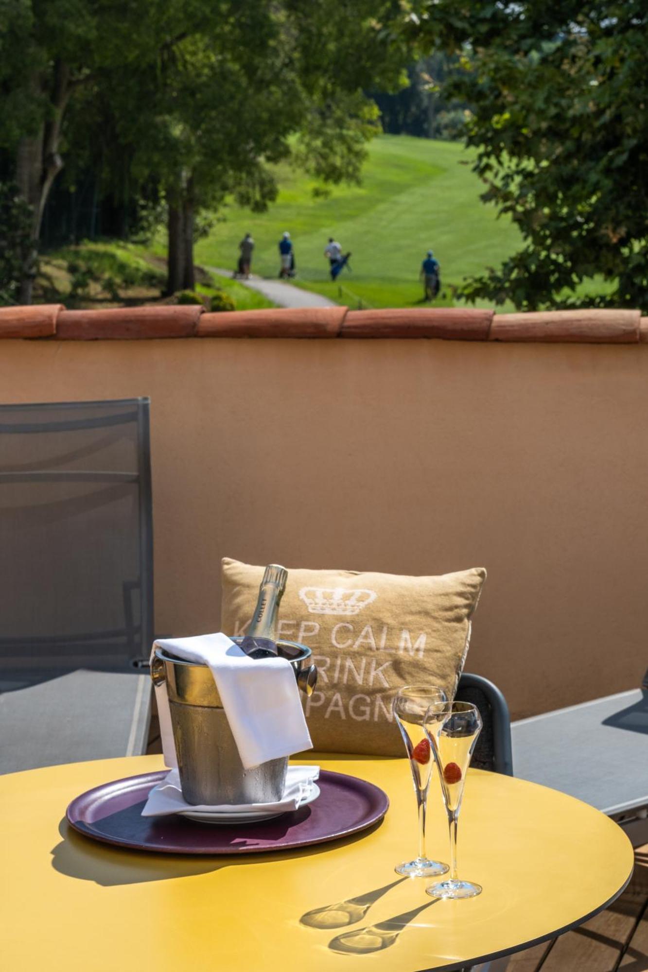 Hotel Golf & Spa Chateau De La Begude The Originals Collection ヴァルボンヌ エクステリア 写真